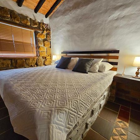 Cabanas Y Hostal Bonanza Mesa De Los Santos Los Santos  Kültér fotó